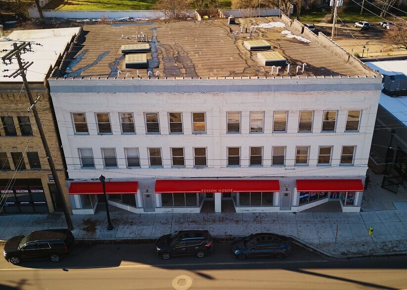 1336-1344 Portage St, Kalamazoo, MI à vendre - Aérien – Image 2 sur 40