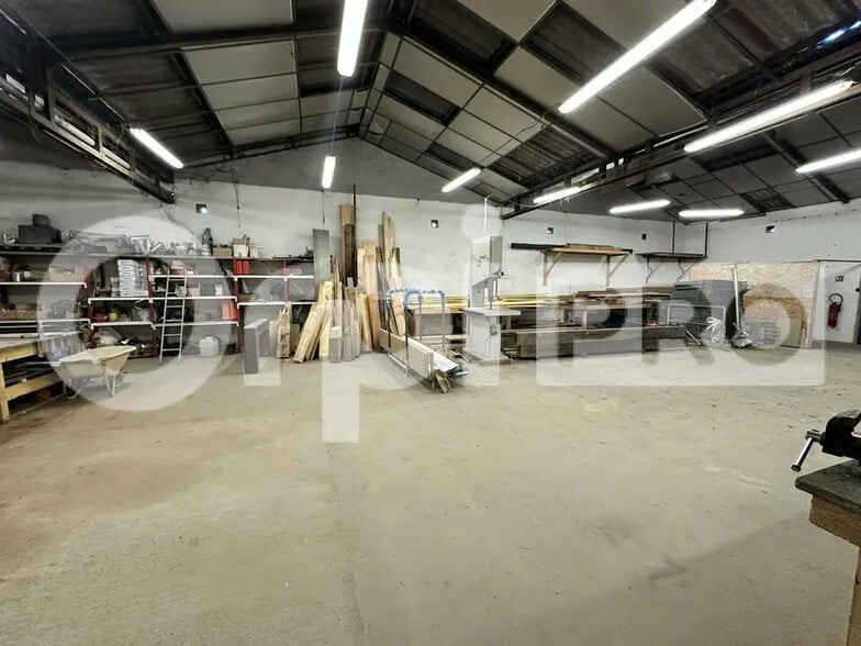 Industriel/Logistique dans Bressols à louer - Photo intérieure – Image 3 sur 6