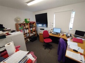 2-5 Featherby Way, Rochford à louer Photo intérieure– Image 2 sur 5