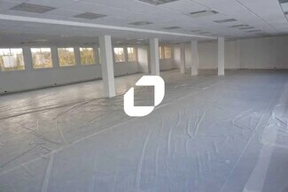 Plus de détails pour 8 Avenue Leon Harmel, Antony - Bureau à louer