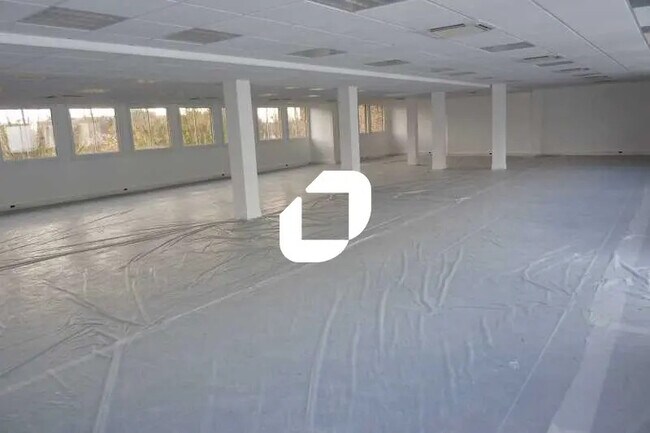 Plus de détails pour 8 Avenue Leon Harmel, Antony - Bureau à louer