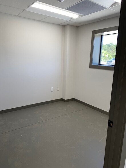 759 L & P Pky, Monroe, GA à louer - Photo de l’immeuble – Image 3 sur 26