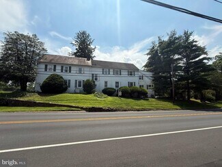 Plus de détails pour 10 Beulah Rd, New Britain, PA - Bureau à vendre
