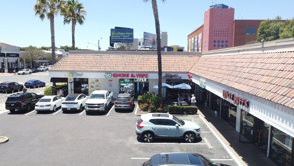 600-696 University Ave, San Diego, CA à louer - Photo de l’immeuble – Image 2 sur 10