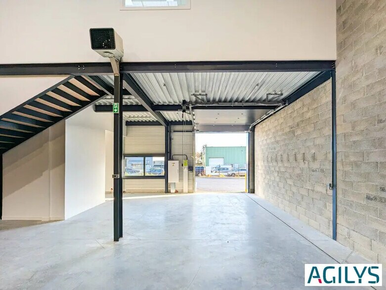 Local d’activités dans Villemoisson-sur-Orge à louer - Photo intérieure – Image 3 sur 8