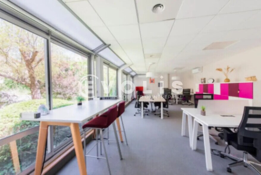 Bureau dans Boulogne-Billancourt à louer - Photo de l’immeuble – Image 2 sur 12