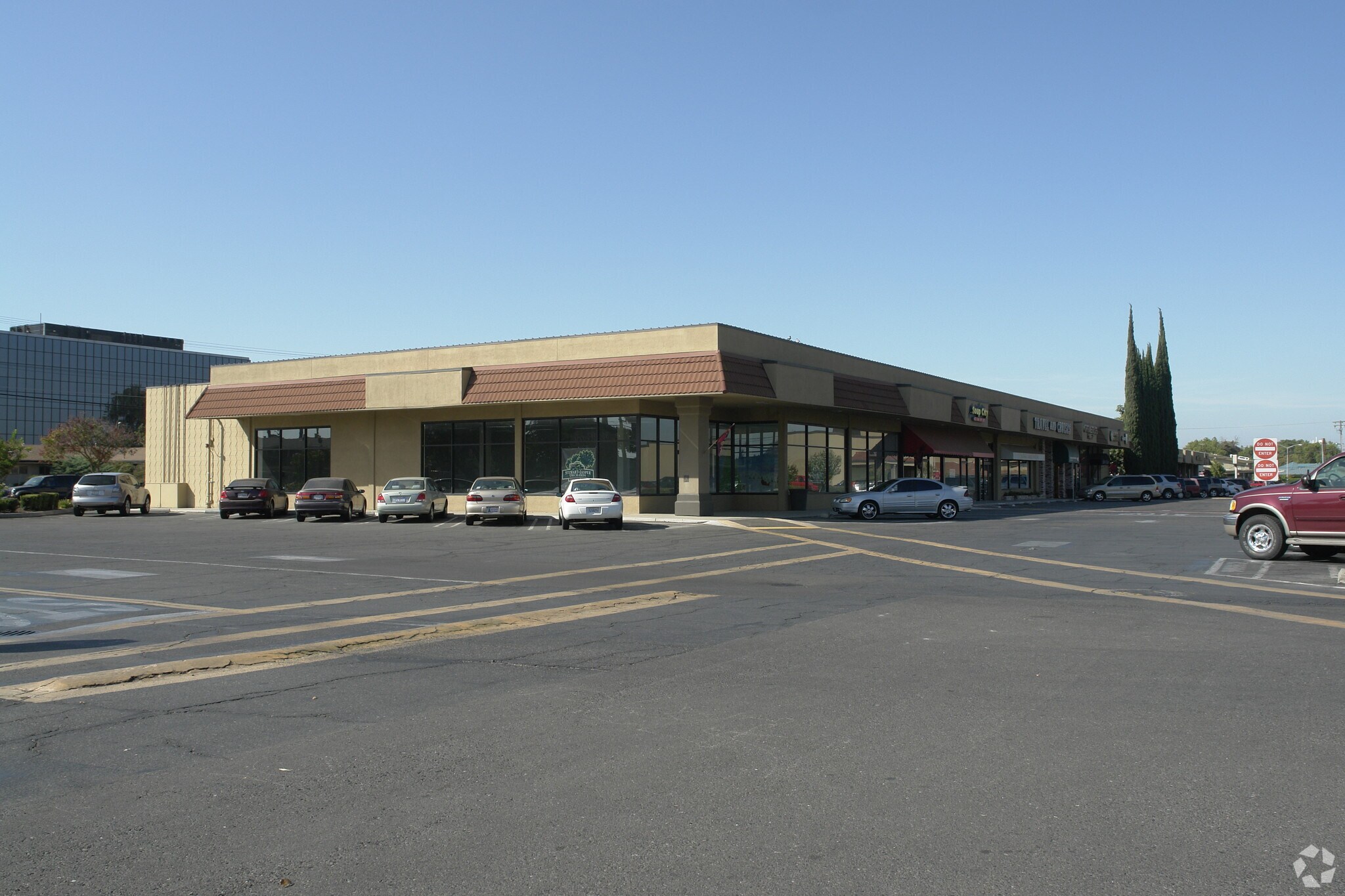 1700 McHenry Ave, Modesto, CA à vendre Photo principale– Image 1 sur 2