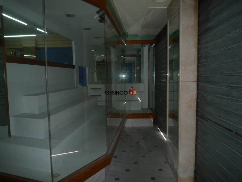 Local commercial dans Ontinyent à louer - Photo de l’immeuble – Image 3 sur 3