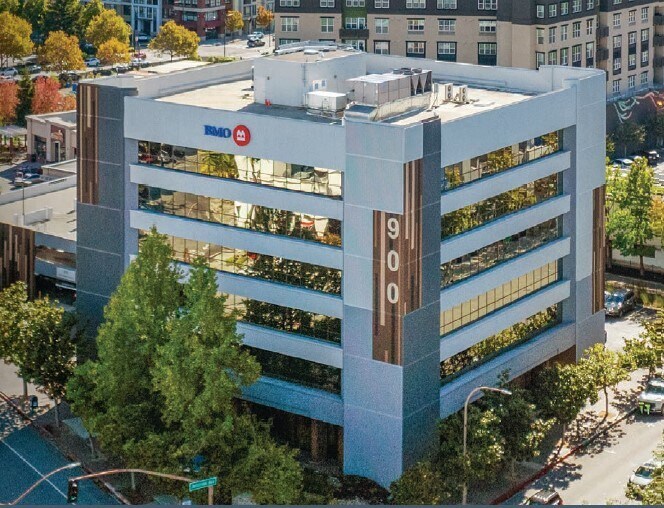 900 Veterans Blvd, Redwood City, CA à louer Photo principale– Image 1 sur 3