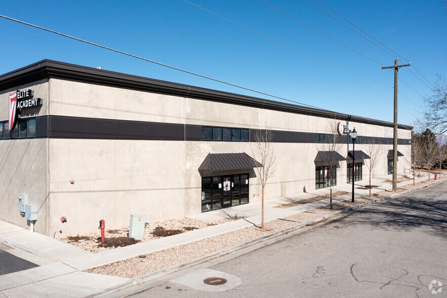 3570 W Galaxy Park Pl, West Jordan, UT à louer - Photo principale – Image 1 sur 4