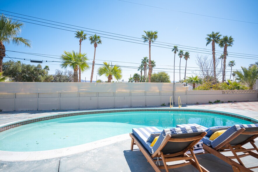 1305 S 16th St, Las Vegas, NV à vendre - Photo de l’immeuble – Image 3 sur 45