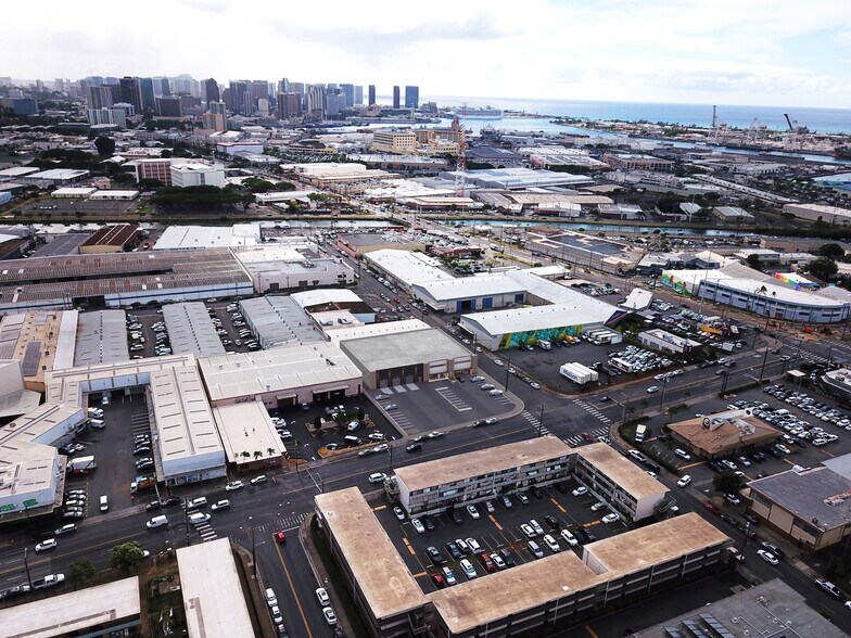 1344 Kaumualii St, Honolulu, HI à louer - Photo de l’immeuble – Image 2 sur 5