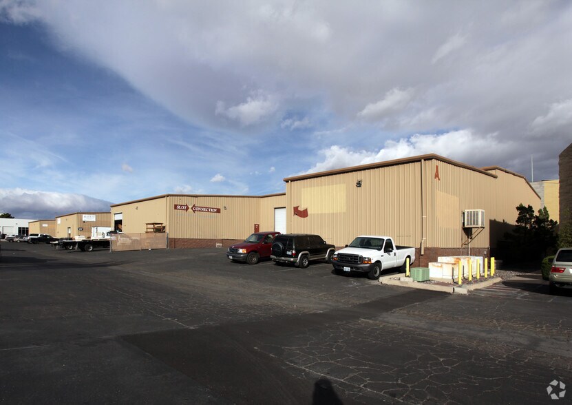4625-A Wynn Rd, Las Vegas, NV à louer - Photo de l’immeuble – Image 1 sur 7