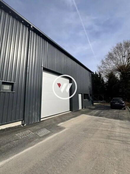Industriel/Logistique dans Saint-Brice-sous-Forêt à louer - Photo de l’immeuble – Image 2 sur 5