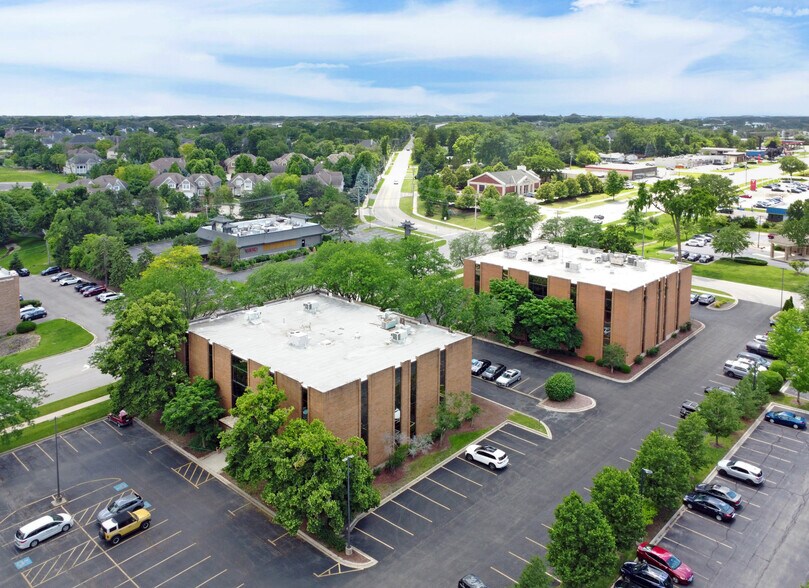 3060 Ogden Ave, Lisle, IL à vendre - Photo de l’immeuble – Image 2 sur 15