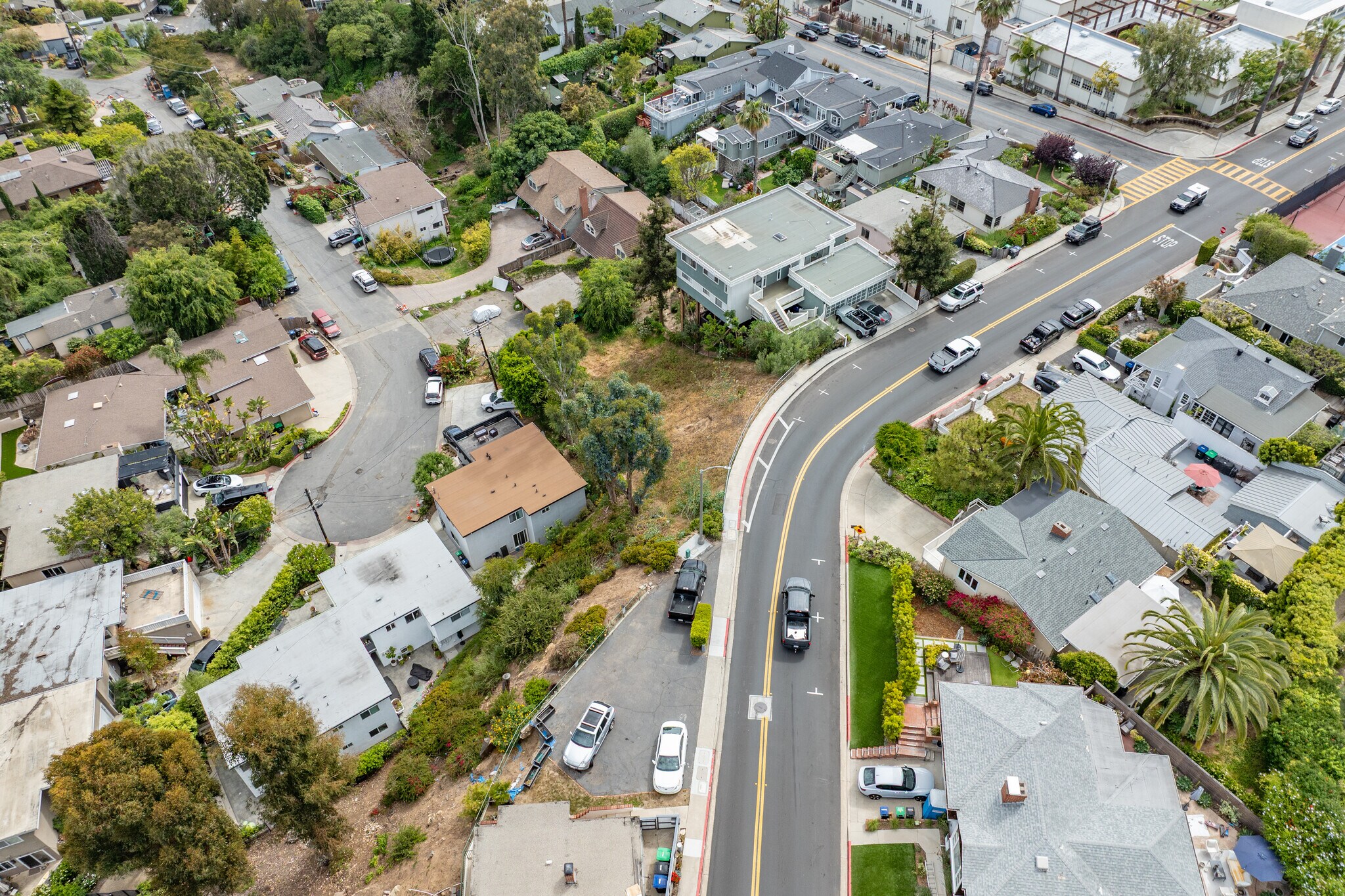 837 Park Ave, Laguna Beach, CA à vendre Photo principale– Image 1 sur 3