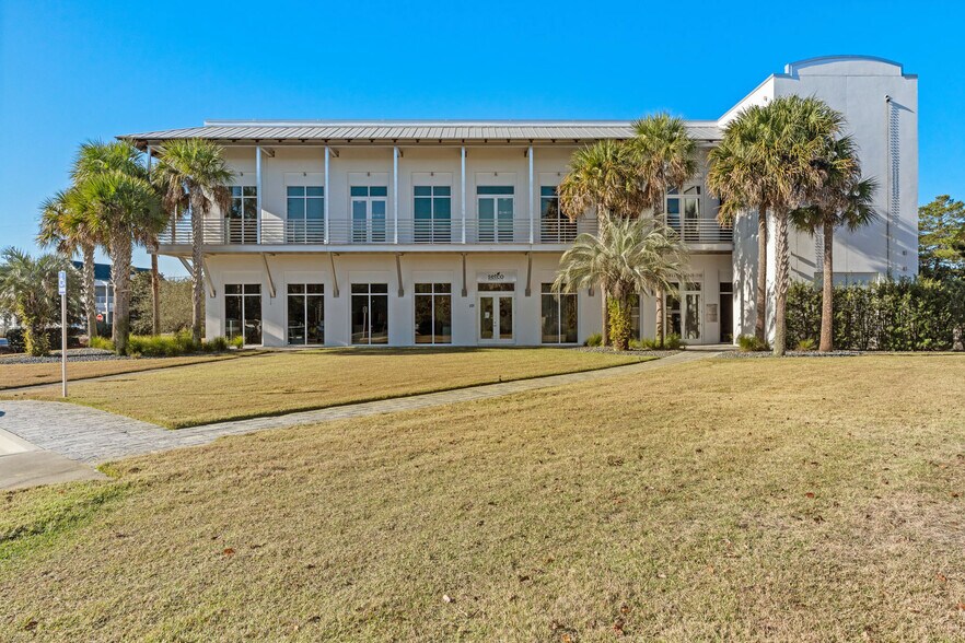 2930 W County Highway 30A, Santa Rosa Beach, FL à louer - Photo de l’immeuble – Image 1 sur 25