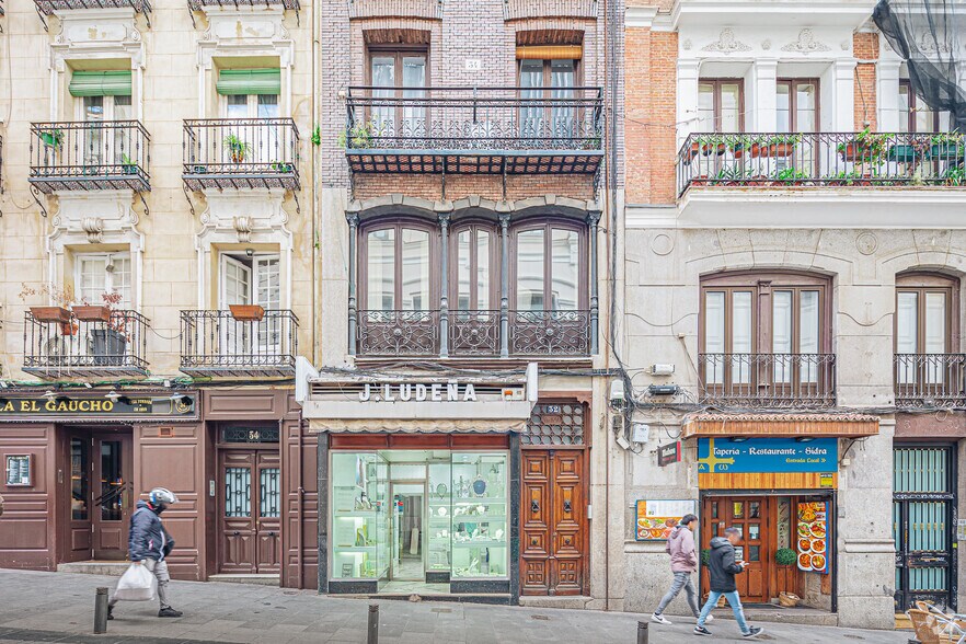 Calle de Tetuán, 32, Madrid, Madrid à louer - Photo de l’immeuble – Image 2 sur 2