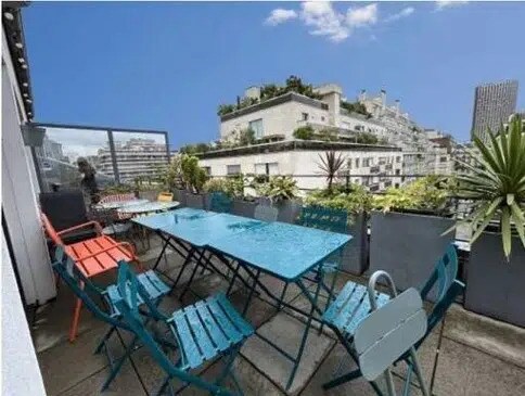 Bureau dans Paris à louer - Photo de l’immeuble – Image 1 sur 9
