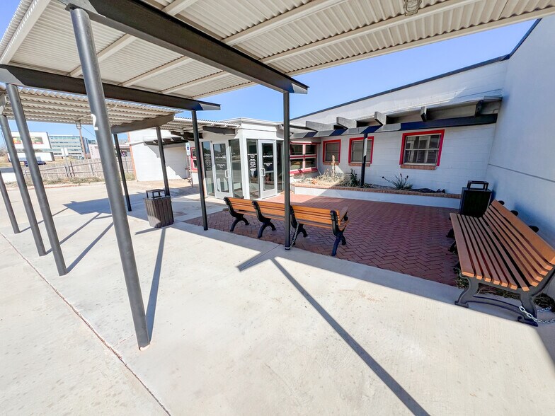 3400 N Big Spring St, Midland, TX à vendre - Photo de l’immeuble – Image 3 sur 34