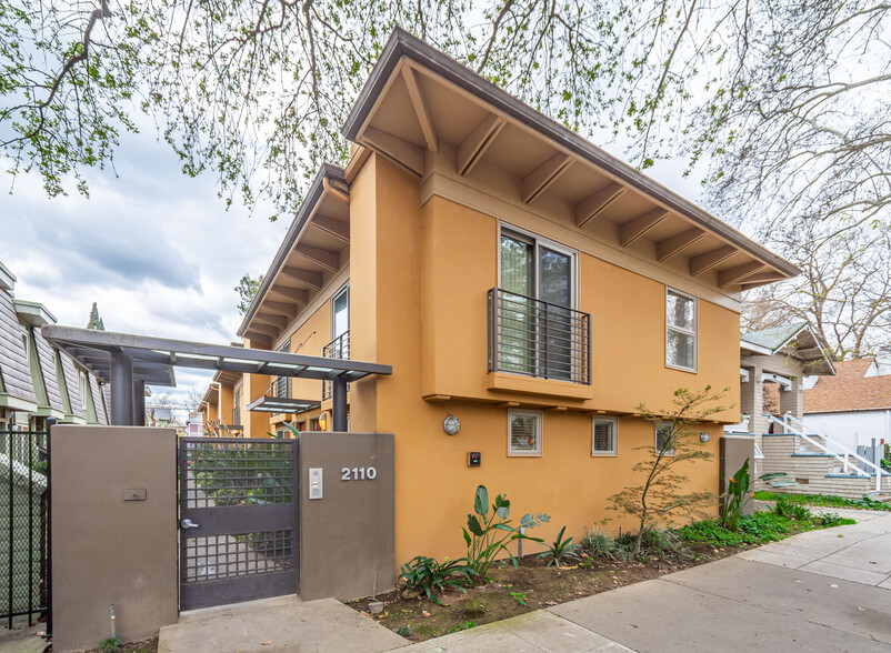 2110 H St, Sacramento, CA à vendre - Photo de l’immeuble – Image 1 sur 22