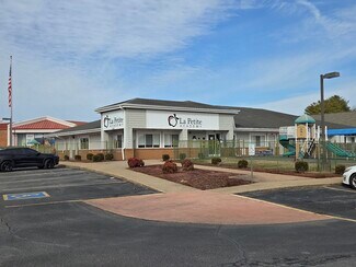 Plus de détails pour 1101 Wilkinson Trce, Bowling Green, KY - Local commercial à vendre