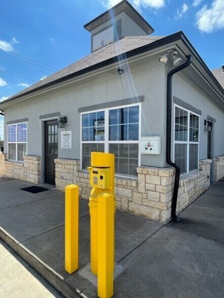 1908 Farm to Market Rd, Crowley, TX à louer - Photo de l’immeuble – Image 3 sur 13