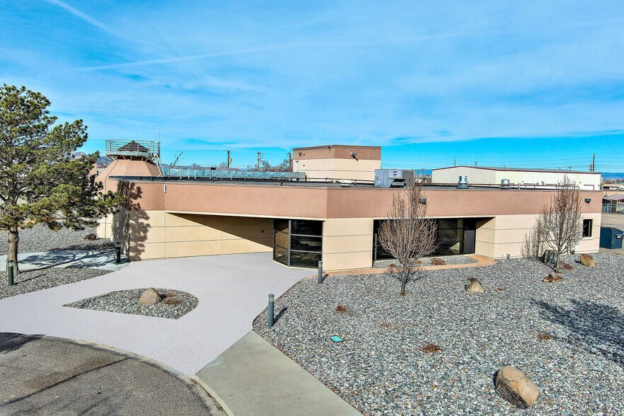 787 Valley Ct, Grand Junction, CO à vendre - Photo de l’immeuble – Image 2 sur 29