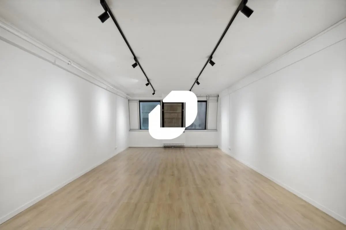 Bureau dans Paris à vendre Photo intérieure– Image 1 sur 4