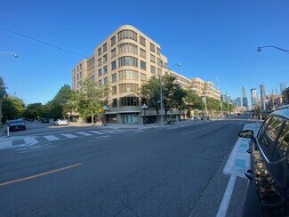 Plus de détails pour 1177 Yonge St, Toronto, ON - Local commercial à louer