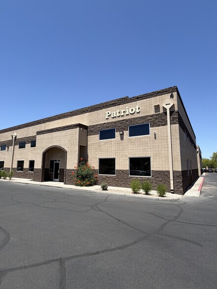 2010 W Parkside Ln, Phoenix, AZ à vendre - Photo de l’immeuble – Image 2 sur 4