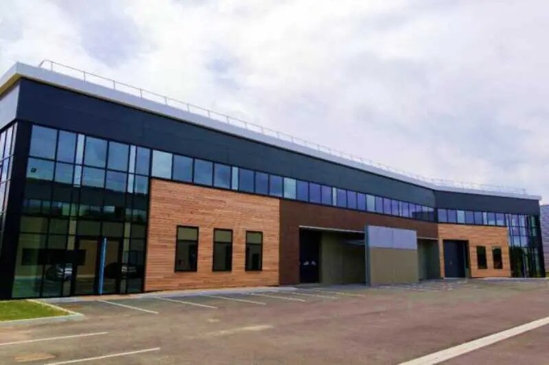 Bureau dans Sucy-en-Brie à louer - Photo de l’immeuble – Image 3 sur 7