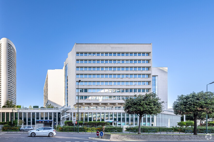 13-15 Rue Jean Jaurès,, Puteaux à louer - Photo de l’immeuble – Image 2 sur 3