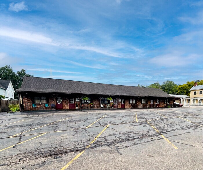 Waynesville Retail Portfolio portefeuille de 3 biens à vendre sur LoopNet.fr - Photo de l’immeuble – Image 2 sur 46