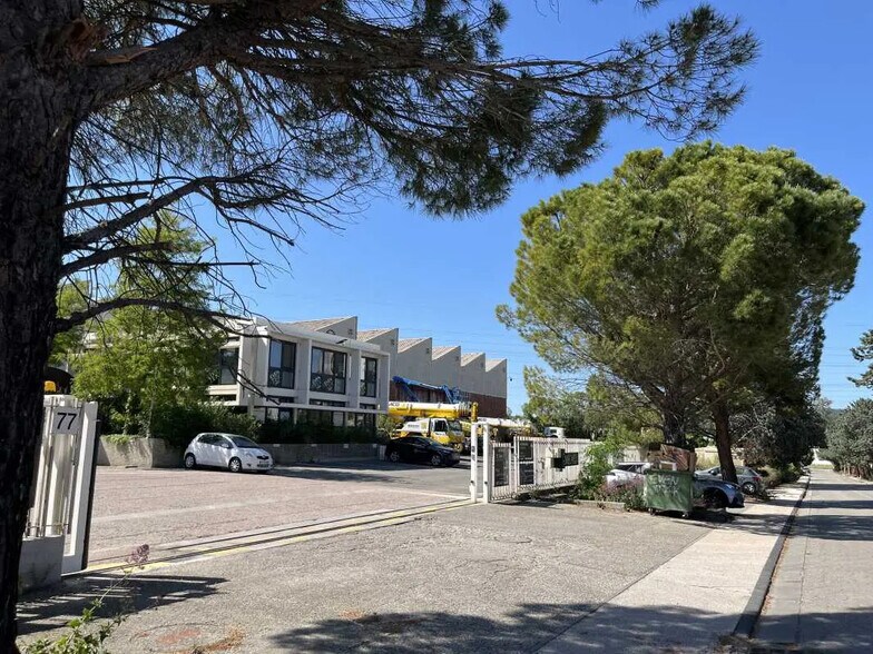 77 Rue Emmanuel Vitria, Gardanne à vendre - Photo de l’immeuble – Image 2 sur 7