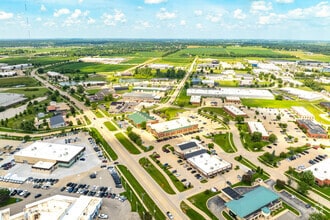 1065-1067 N Center Point Rd, Hiawatha, IA - VUE AÉRIENNE  vue de carte