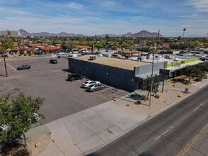 1730 E McDowell Rd, Phoenix, AZ à louer Aérien– Image 1 sur 10