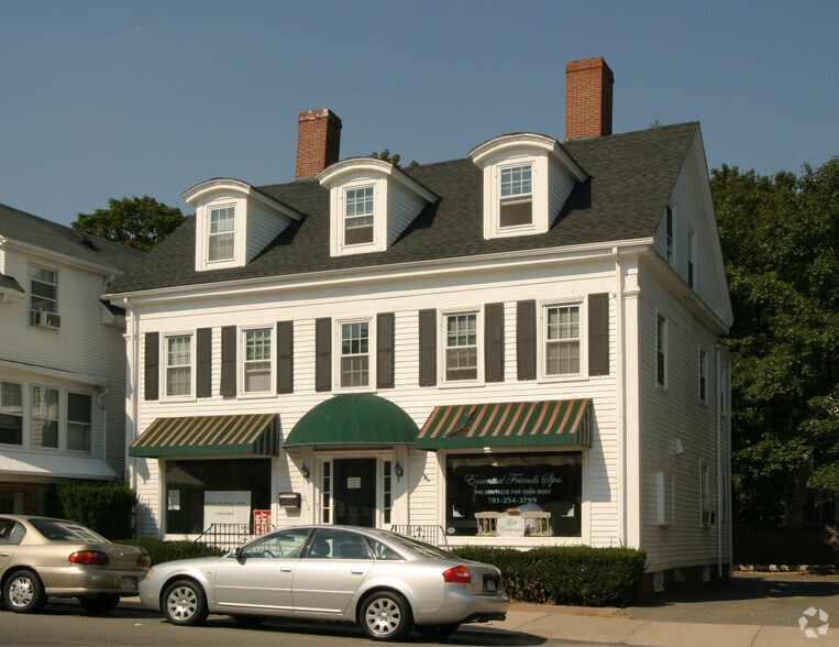 212 Humphrey St, Swampscott, MA à vendre - Photo de l’immeuble – Image 3 sur 4