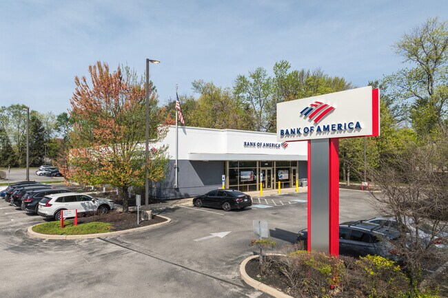 Plus de détails pour 1980 Sproul Rd, Broomall, PA - Local commercial à vendre