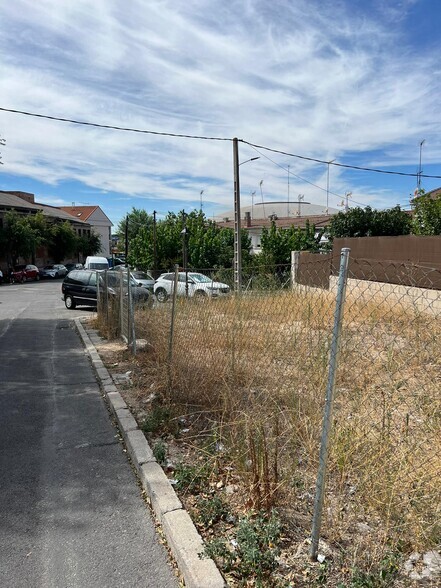 Terrain dans Valdemorillo, Madrid à vendre - Photo de l’immeuble – Image 2 sur 7