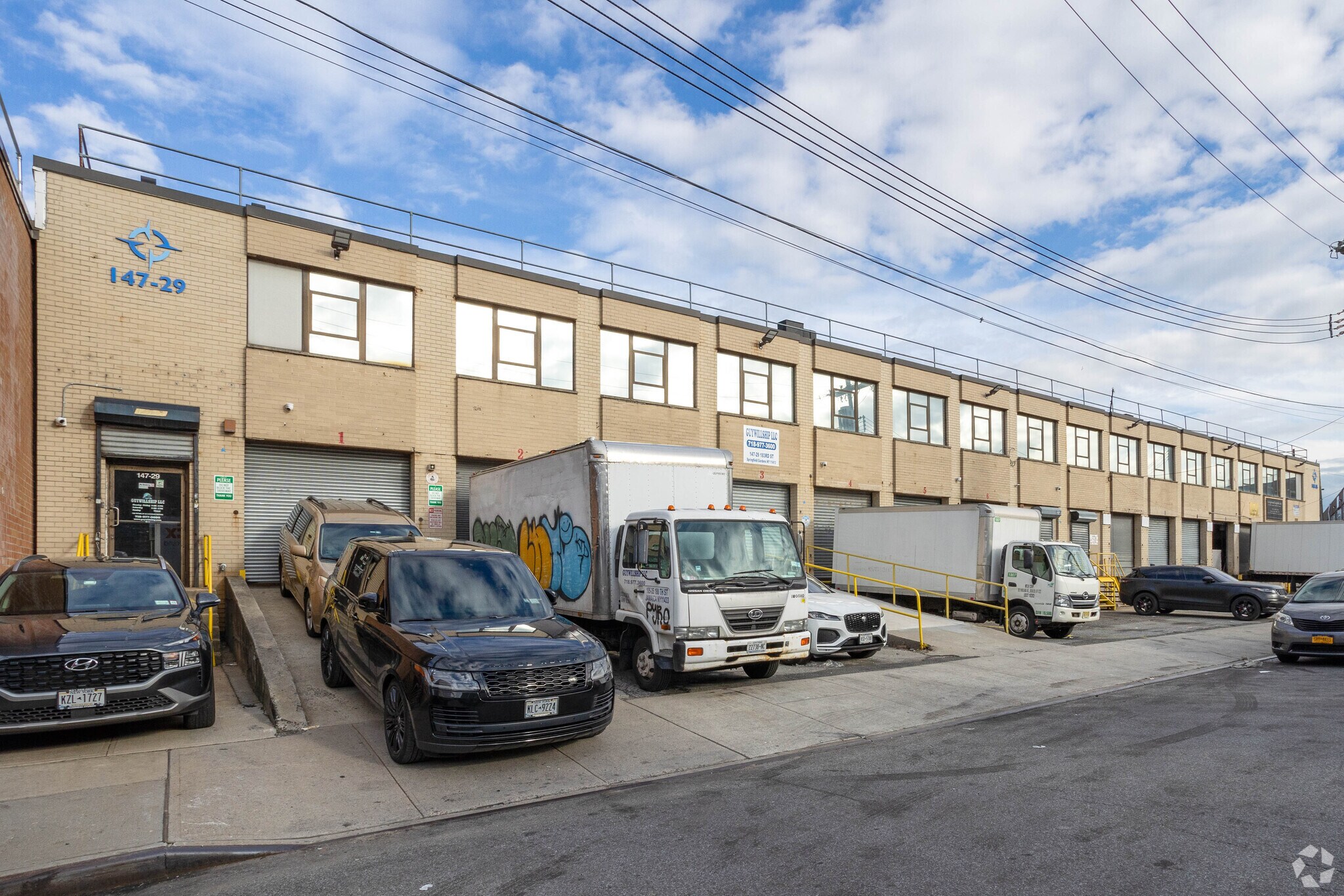 147-29 182nd St, Jamaica, NY à louer Photo principale– Image 1 sur 5