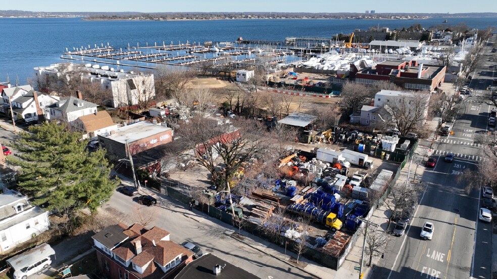 220 City Island Ave, Bronx, NY à vendre - Aérien – Image 3 sur 4