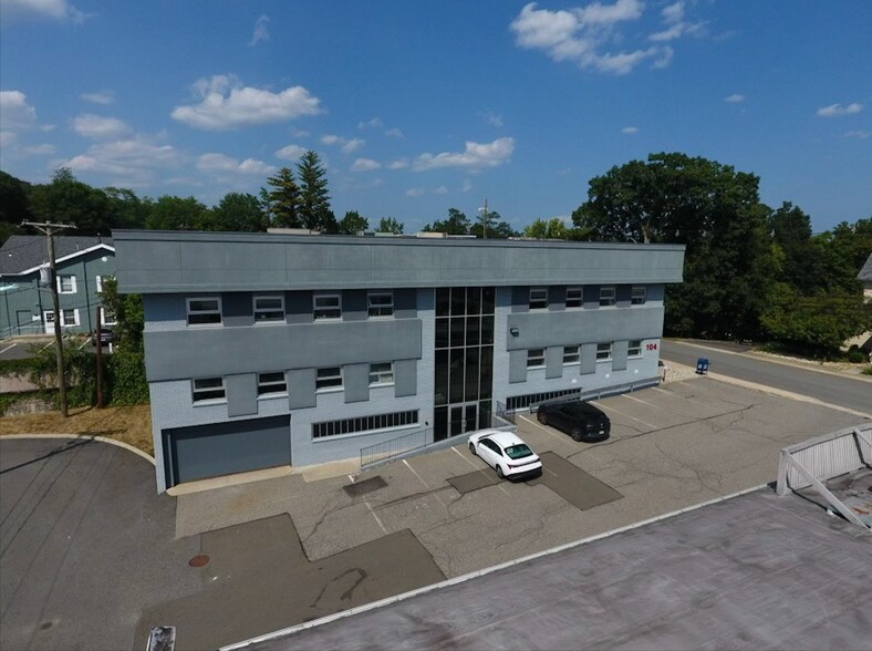 104 Chestnut St, Ridgewood, NJ à louer - Photo de l’immeuble – Image 1 sur 10