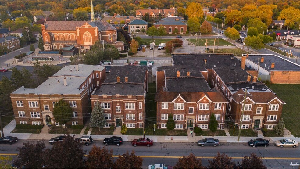 1020-1060 Alter Rd, Detroit, MI à vendre - Photo de l’immeuble – Image 2 sur 7