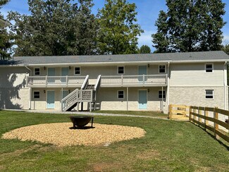Plus de détails pour 125 Jones St, Blue Ridge, GA - Logement à vendre