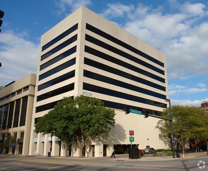 110 S Main St, Wichita, KS à vendre - Photo de l’immeuble – Image 1 sur 98