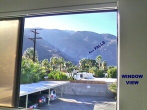 655 N Palm Canyon Dr, Palm Springs, CA à louer Photo intérieure– Image 2 sur 2