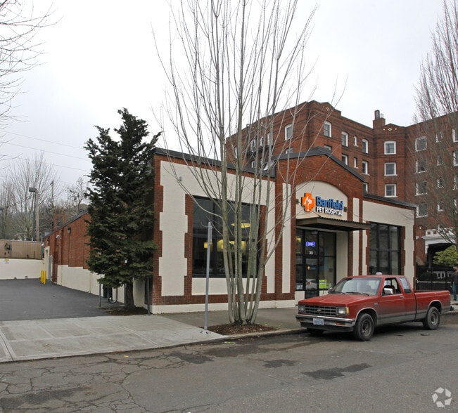 35 NW 20th Pl, Portland, OR à vendre - Photo principale – Image 1 sur 9