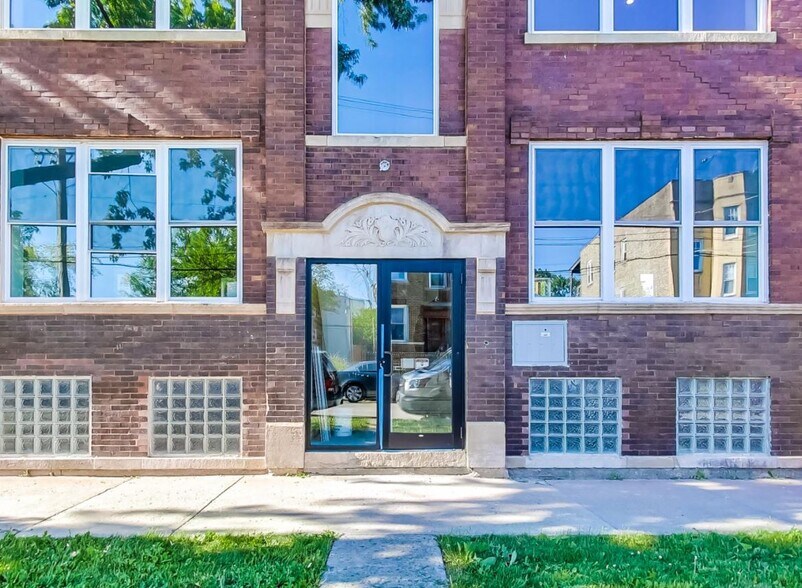 3803-3809 W Ohio St, Chicago, IL à vendre - Photo de l’immeuble – Image 3 sur 5