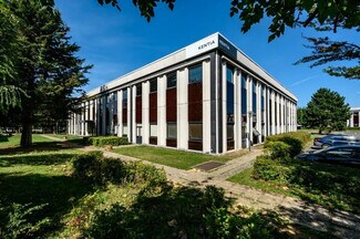 Plus de détails pour Local d'activités à louer